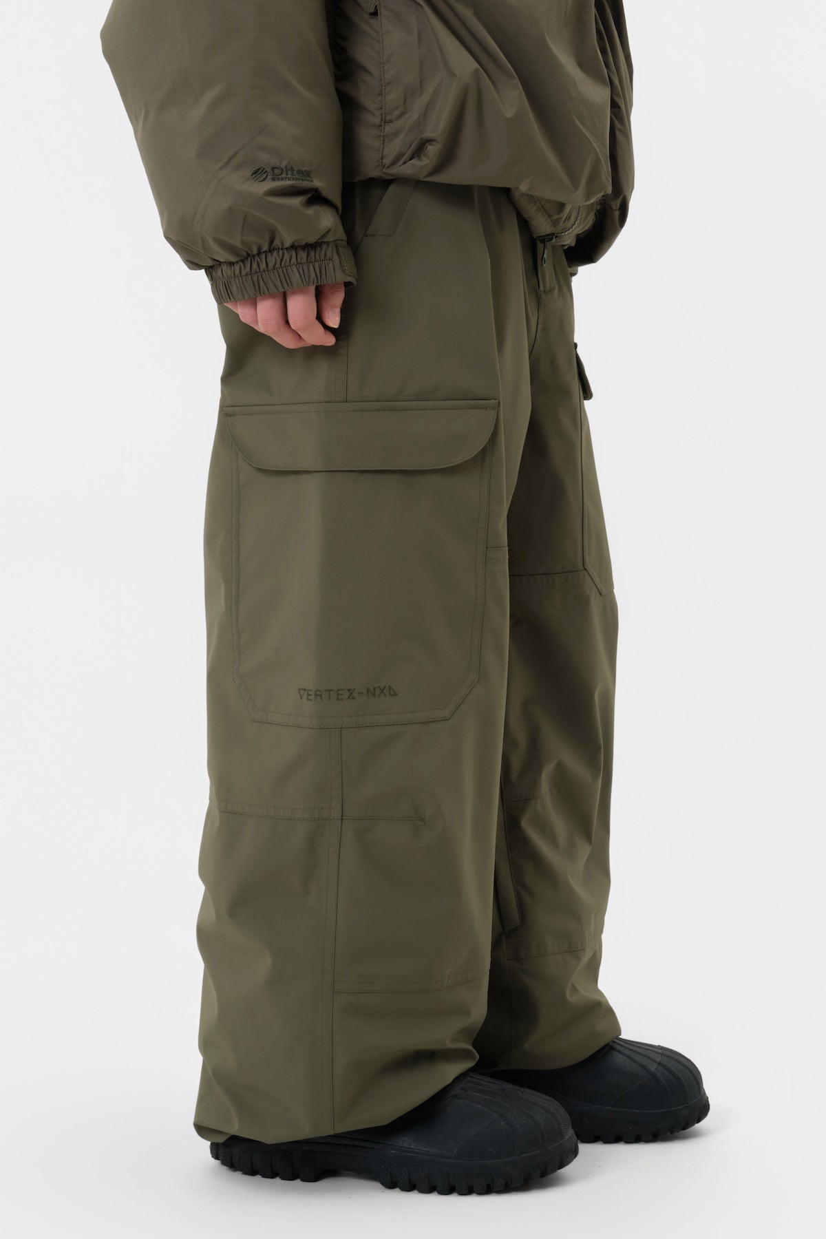 [INVITED] VTX BANDED CARGO PANTS (WIDE FIT LV.1) OLIVE