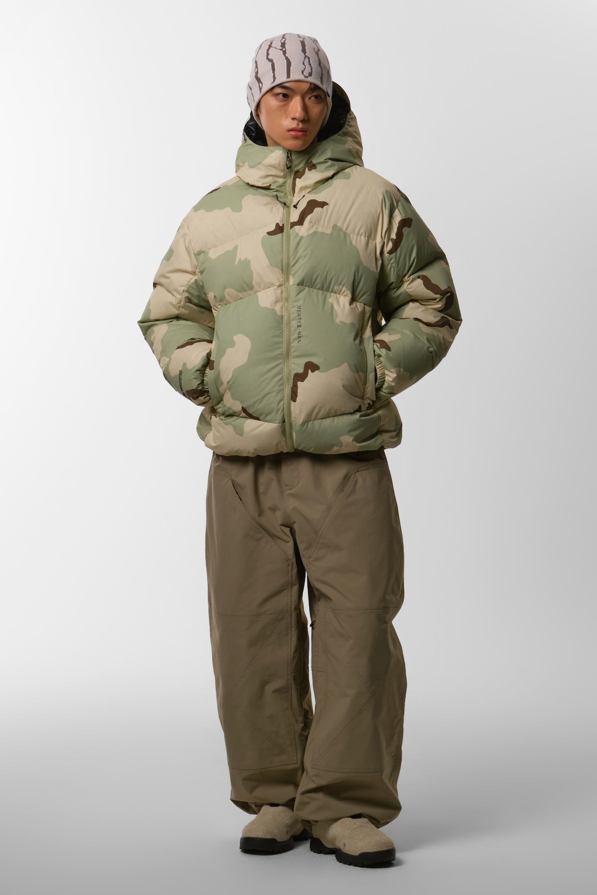 [INVITED] VTX BANDED DOUBLE KNEE PANTS (WIDE FIT LV.1) DEEP BEIGE