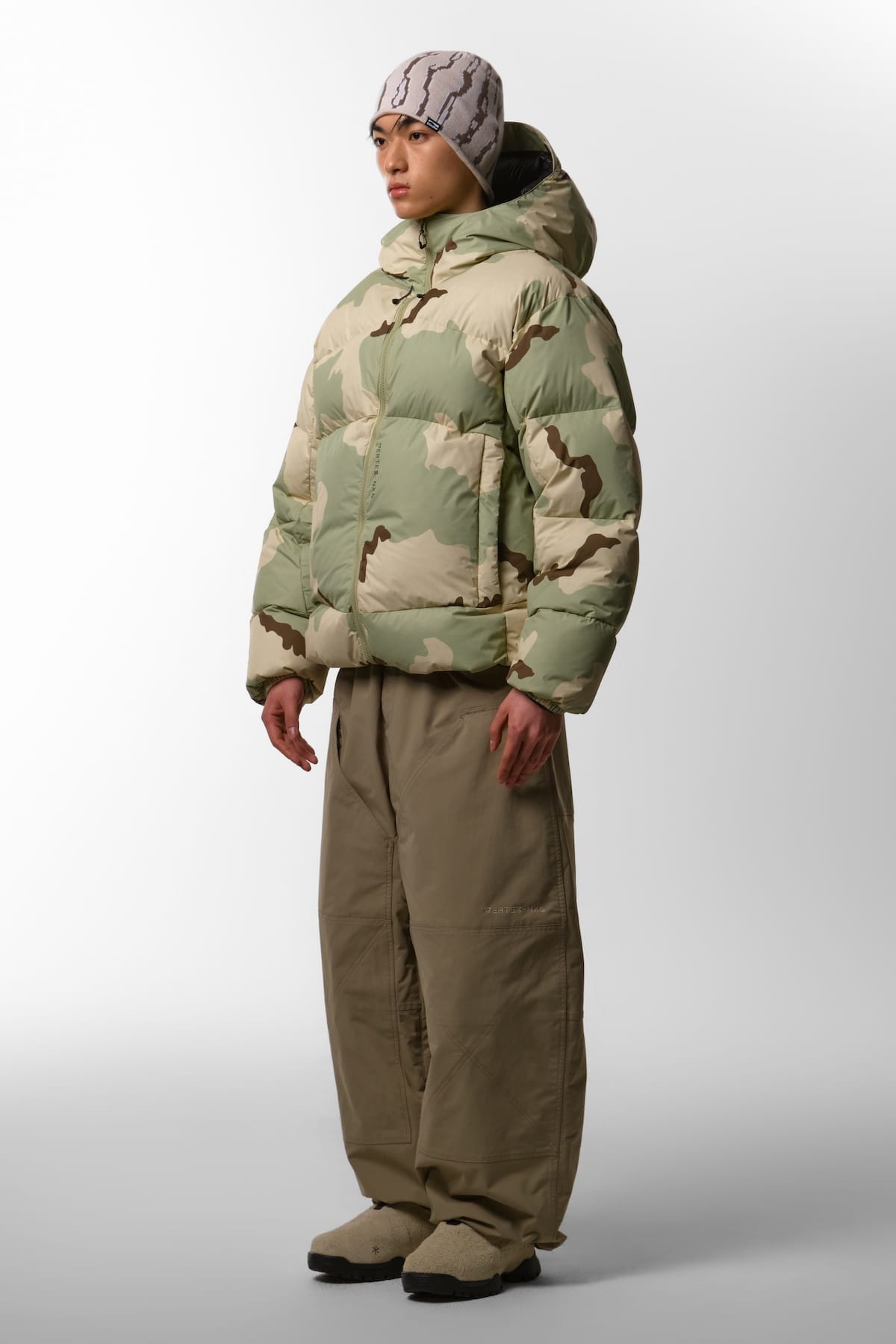 [INVITED] VTX BANDED DOUBLE KNEE PANTS (WIDE FIT LV.1) DEEP BEIGE