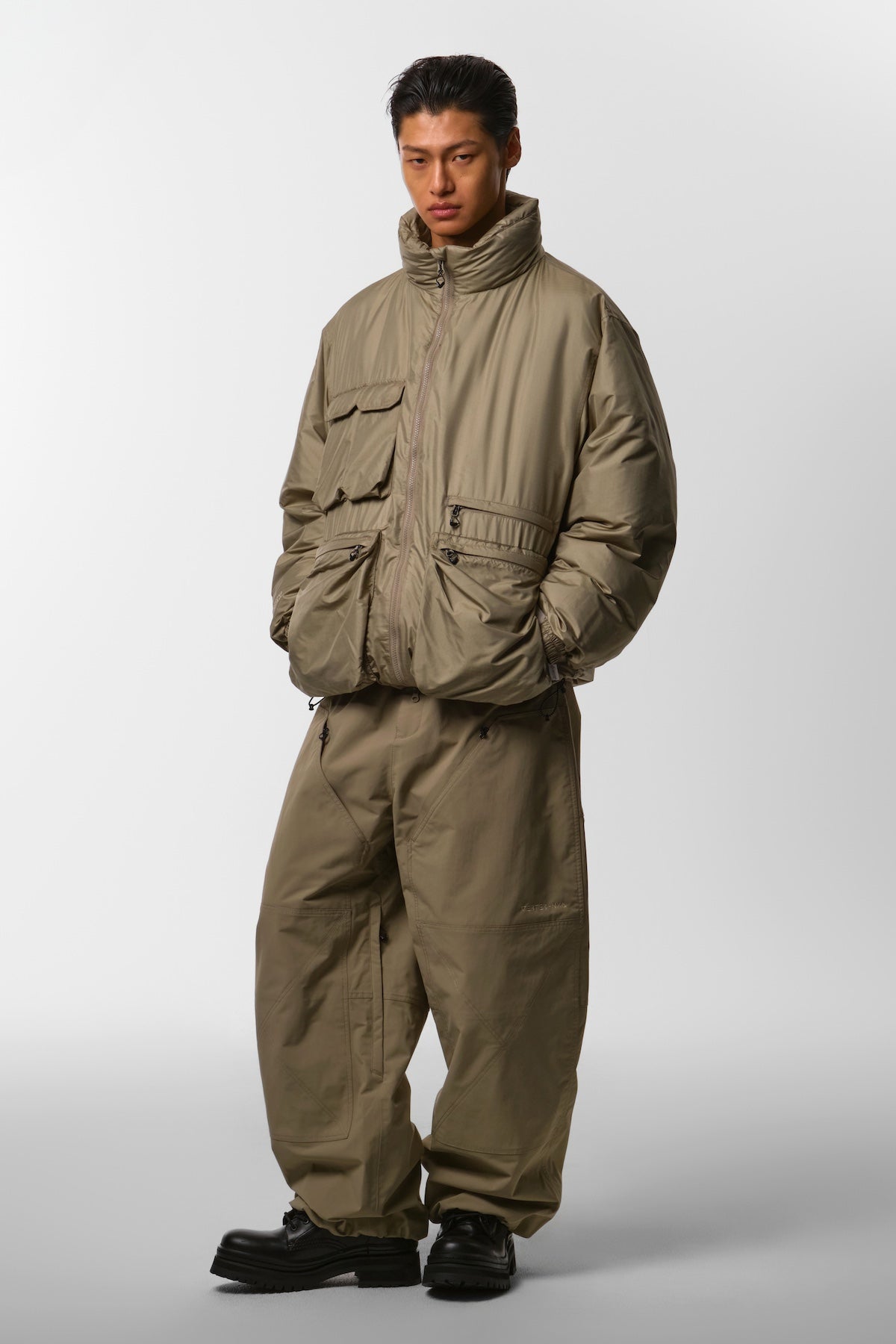 VERT VTX BANDED DOUBLE KNEE PANTS (WIDE FIT LV.1) DEEP BEIGE