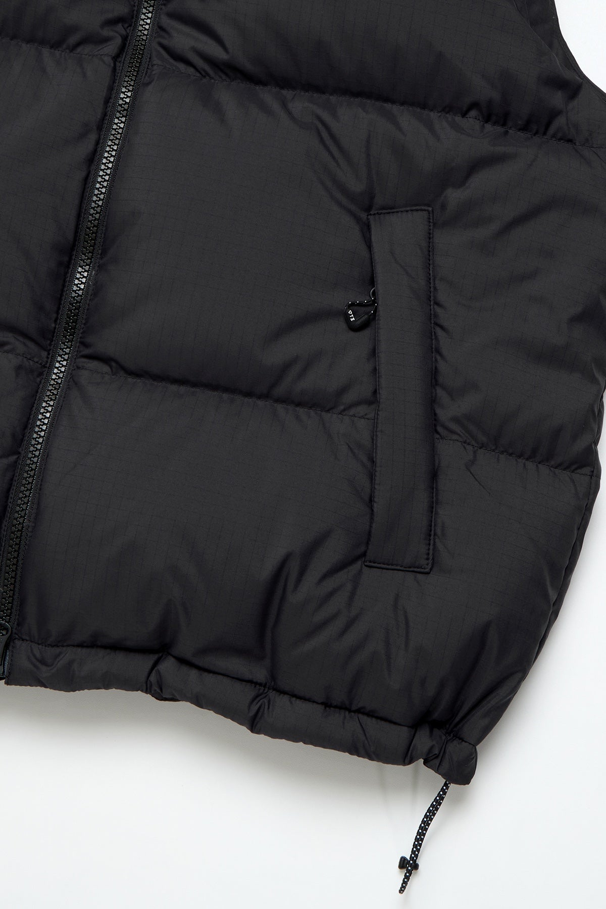 [INVITED] VTX DOWN VEST BLACK
