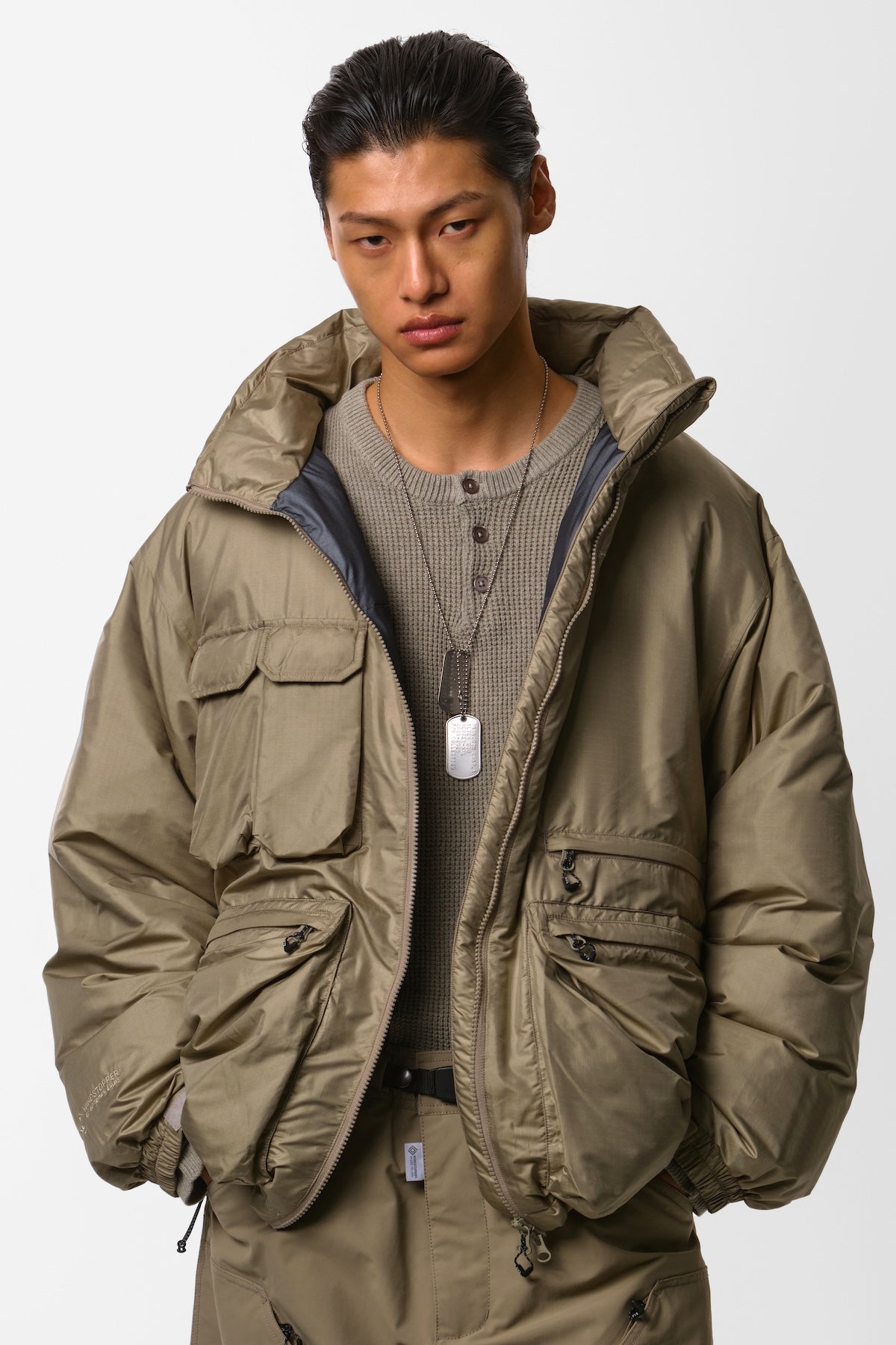 [INVITED] VTX UTILITY DOWN JACKET DEEP BEIGE