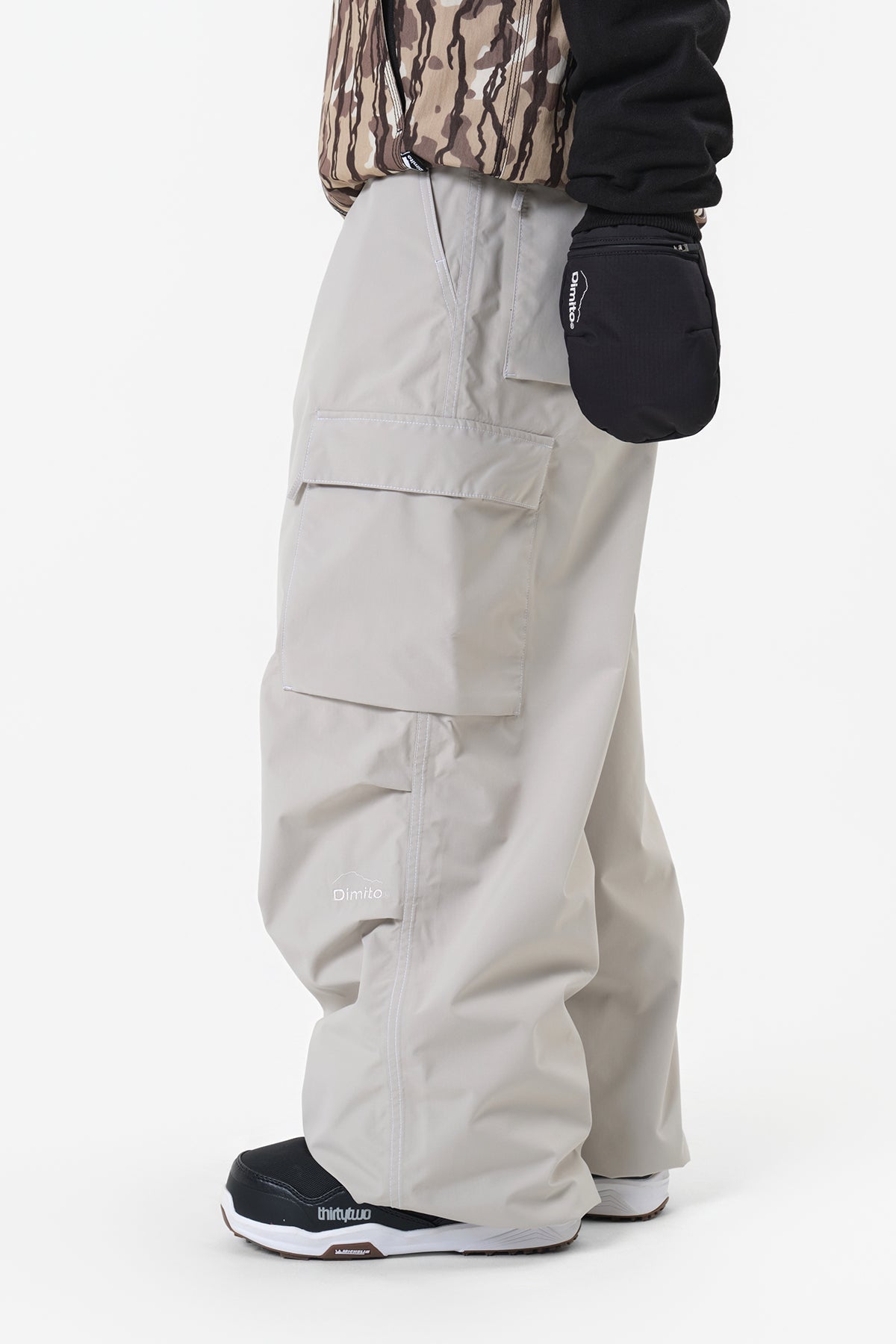[INVITED] WORKS LINE PANTS (WIDE FIT LV.1) OATMEAL